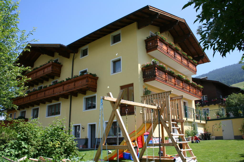 Hotel Pension Barbara Sankt Martin am Tennengebirge Exterior foto